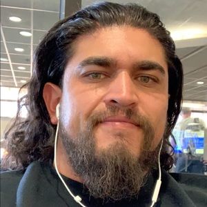 Meet your Posher, Aaron